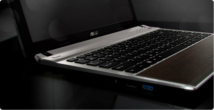 ノートPC　が　やってくる！▼