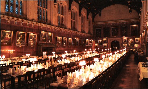 魔法の世界へ―メイキング・オブ・ハリー・ポッター・ツアー