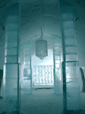 【スウェーデン】氷と雪のホテル「アイスホテル」【ユッカスヤルヴィ】