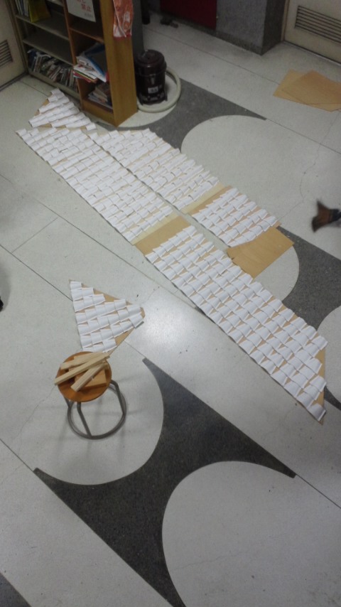 千里高校文化祭用の入場門作りの裏側【瓦＆組立編】