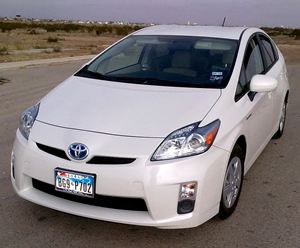 【日米】ハイブリットカーを再購入する人は？【比較】