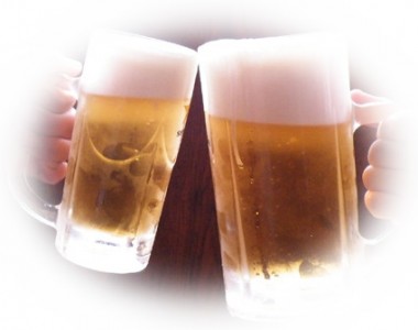 未成年含む大学生11人が急性アルコール中毒で病院へ