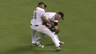 草野球レベルなメジャーリーグの内野守備連携ムービー